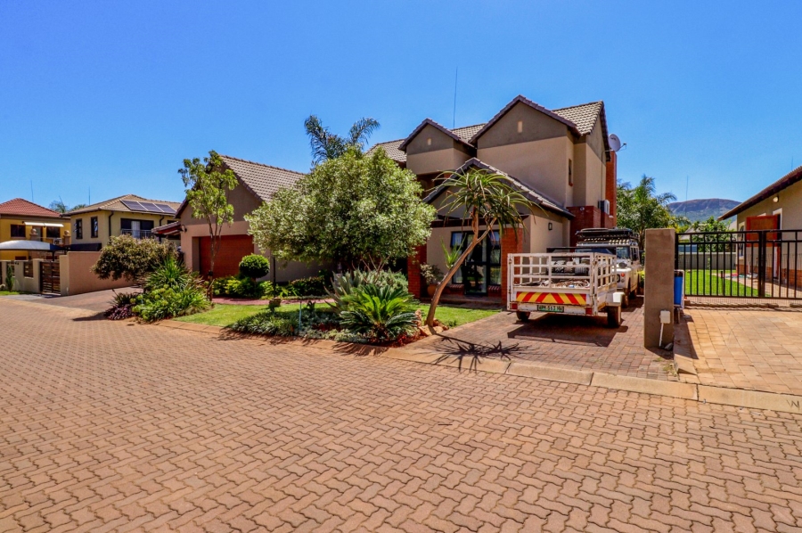 4 Bedroom Property for Sale in Melodie North West